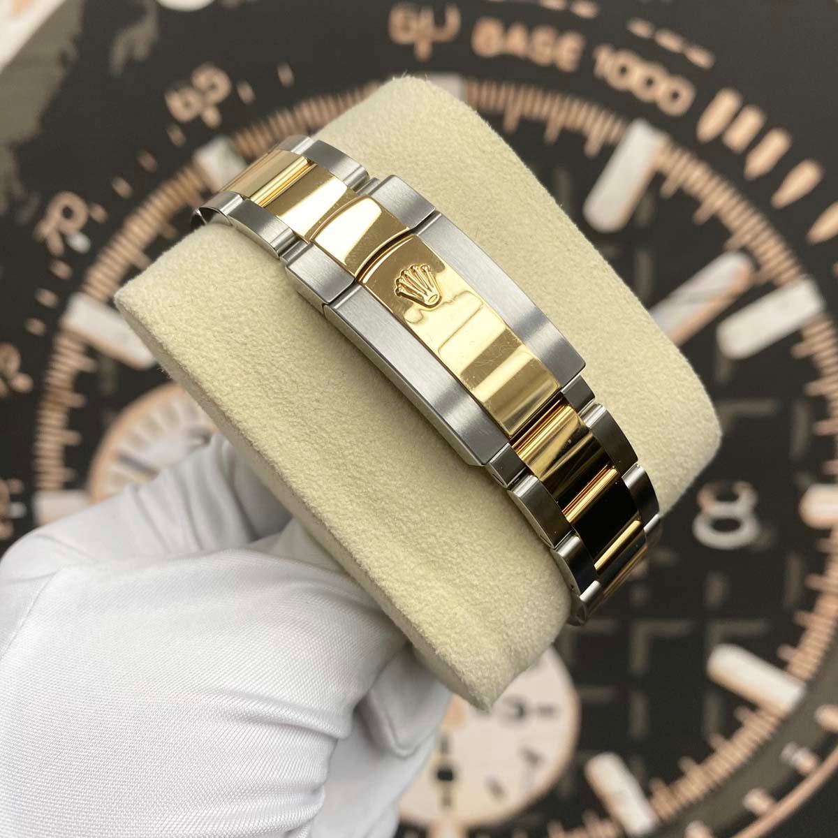 Rolex Datejust Champagne Diamond Dial Fluted Bezel 36mm 126233 Mint Condition Pre-Owned - Gotham Trading