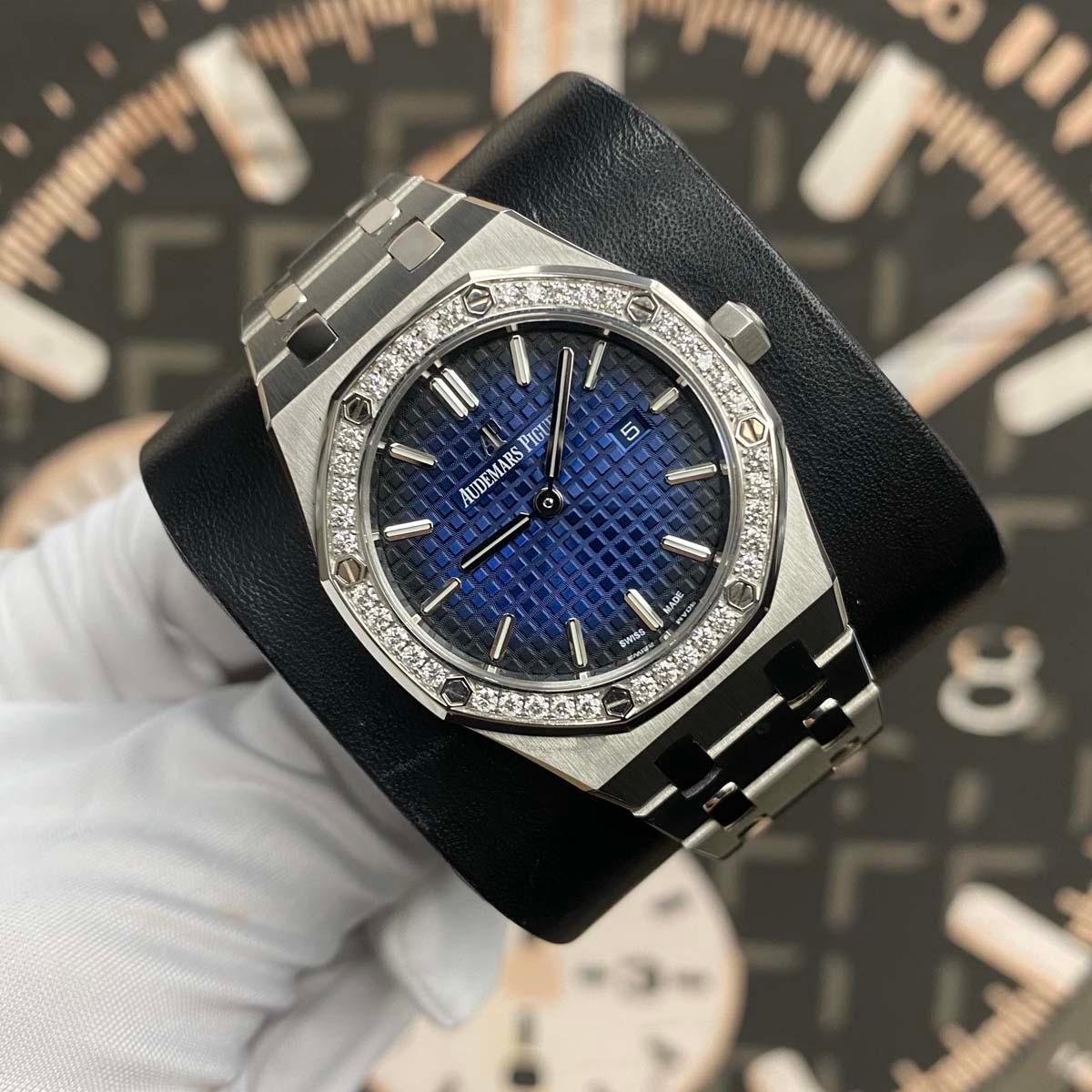 Audemars Piguet Limited Edition Royal Oak Quartz 33mm 67651IP Blue Dial Pre-Owned - Gotham Trading