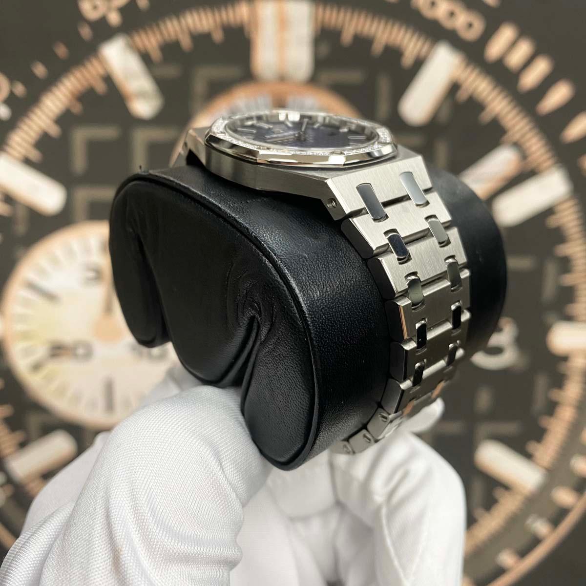 Audemars Piguet Limited Edition Royal Oak Quartz 33mm 67651IP Blue Dial Pre-Owned - Gotham Trading