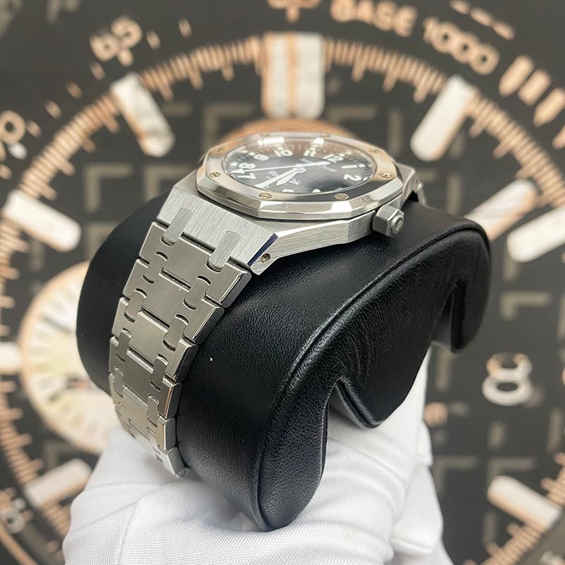 Audemars Piguet Limited Edition Royal Oak "Nick Faldo" 15190SP.OO.0789ST.01 Blue/Black Dial Pre-Owned - Gotham Trading