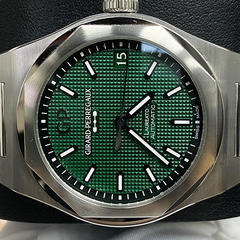 Girard Perregaux 2023 Laureato Green Dial 81010-11-3153-1CM Pre-Owned - Gotham Trading