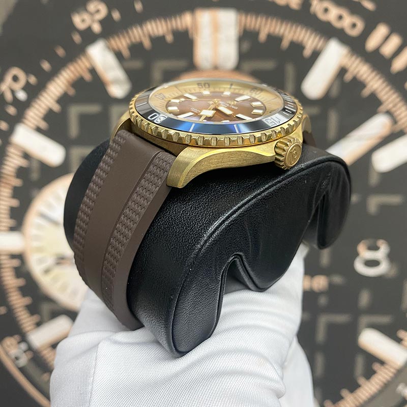 Breitling 2022 Superocean Automatic 44mm N17376 Pre-Owned - Gotham Trading