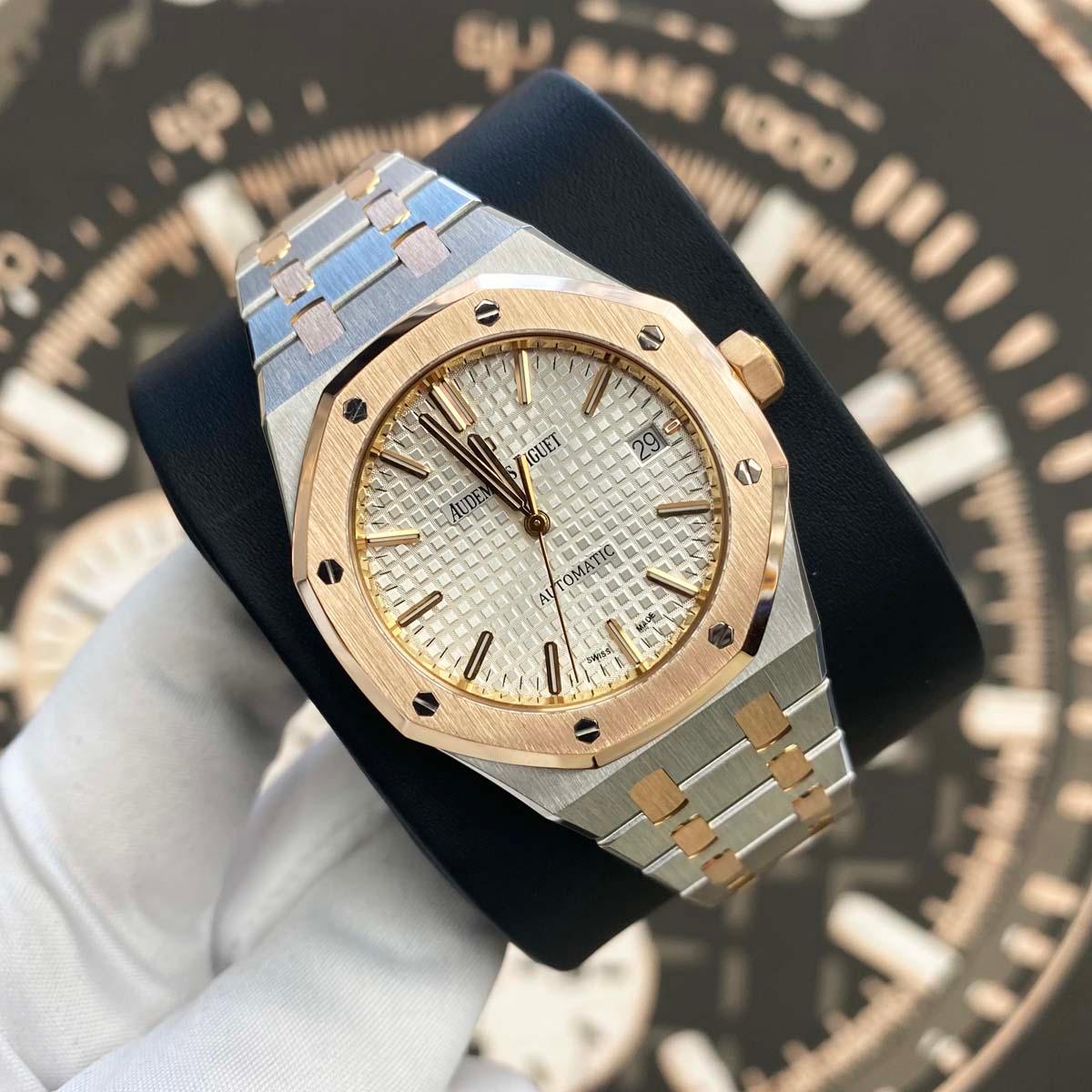 Audemars Piguet Royal Oak 37mm 15450SR.OO.1256SR.01 Silver Dial Pre-Owned - Gotham Trading