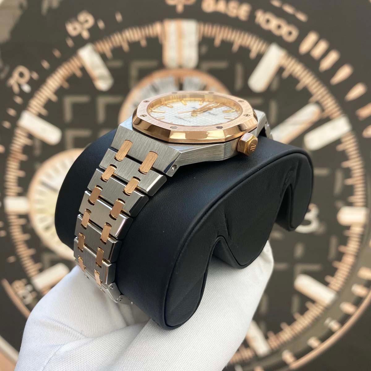 Audemars Piguet Royal Oak 37mm 15450SR.OO.1256SR.01 Silver Dial Pre-Owned - Gotham Trading