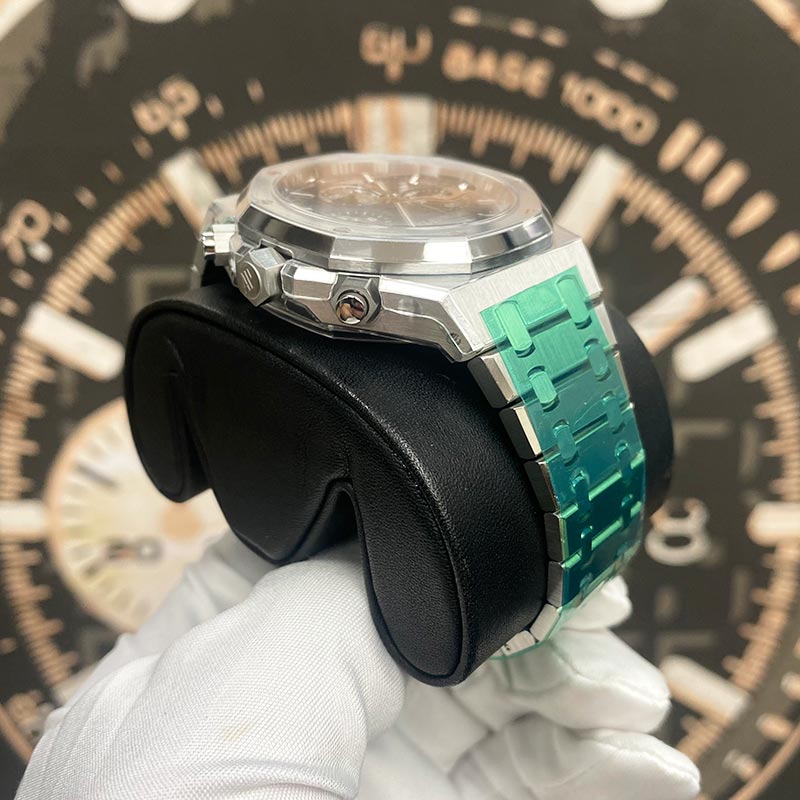 Audemars Piguet Royal Oak 41mm 26240ST.OO.1320ST.08 Green Dial - Gotham Trading