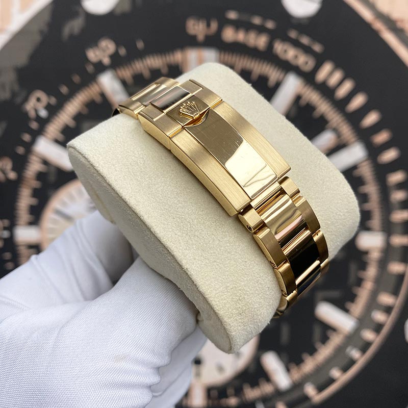Rolex Yacht-Master II 44mm 116688 White Dial Pre-Owned - Gotham Trading