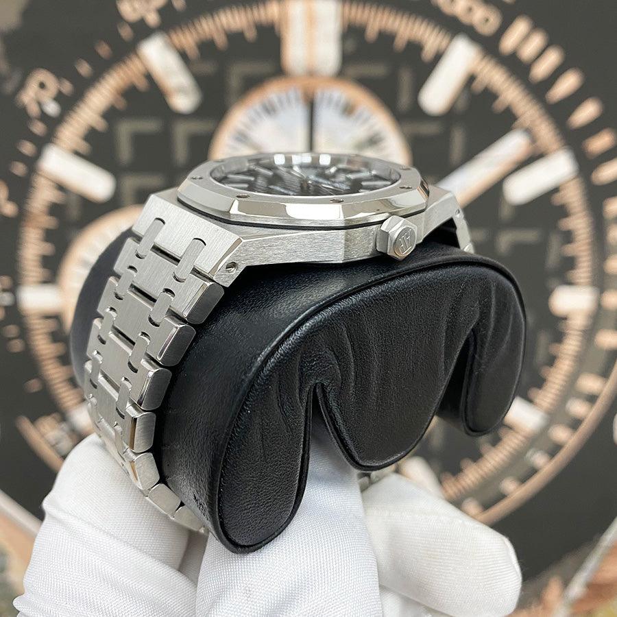 Audemars Piguet Royal Oak 41mm 15400ST.OO.1220ST.01 Black Dial Pre-Owned - Gotham Trading