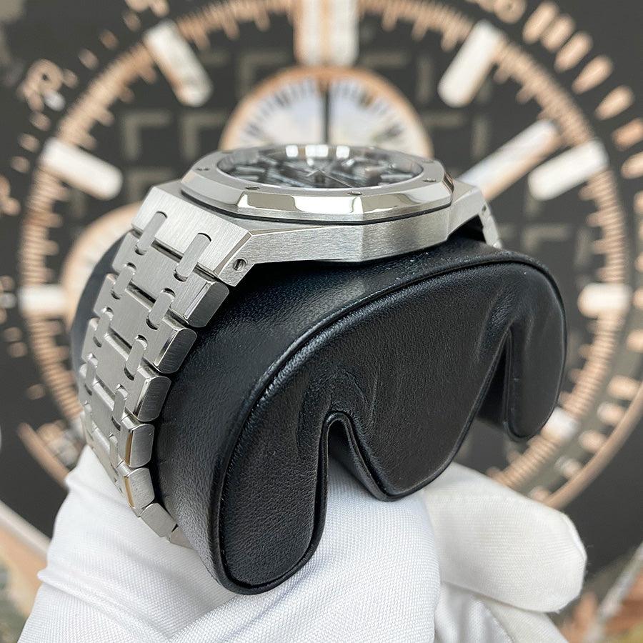Audemars Piguet Royal Oak 41mm 15400ST.OO.1220ST.01 Black Dial Pre-Owned - Gotham Trading
