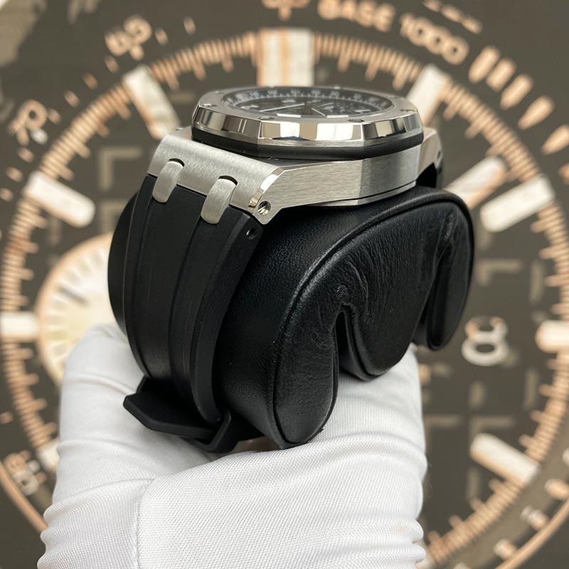 Audemars Piguet Royal Oak Offshore Chronograph 42mm 26470ST Black Dial Pre-Owned - Gotham Trading
