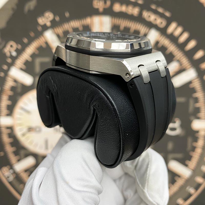 Audemars Piguet Royal Oak Offshore Chronograph 42mm 26470ST Black Dial Pre-Owned - Gotham Trading