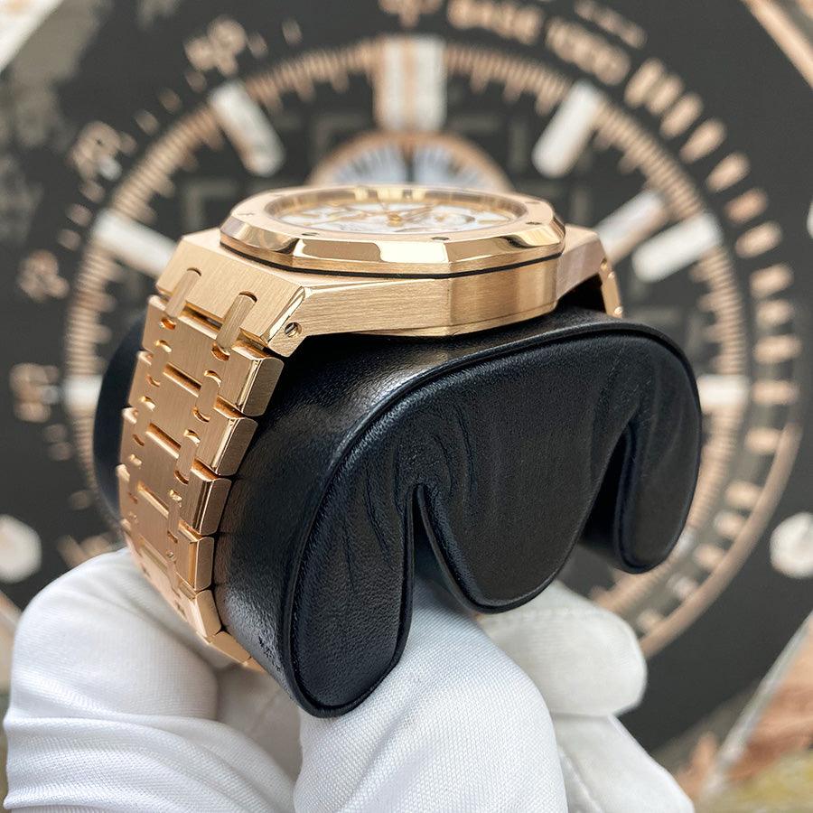 Audemars Piguet Royal Oak Chronograph 41mm 26320OR.OO.1220OR.02 White Dial Pre-Owned - Gotham Trading