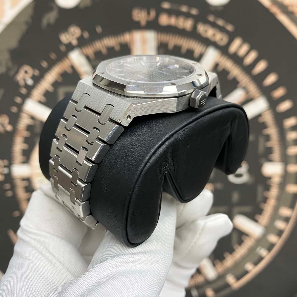 Audemars Piguet Royal Oak 41mm 15400ST Grey Dial Pre-Owned - Gotham Trading