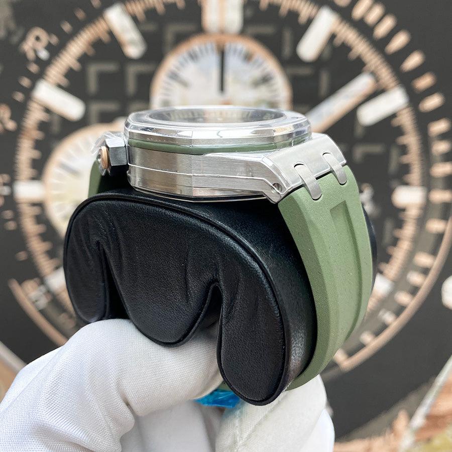 Audemars Piguet Royal Oak Offshore Diver 42mm 15720ST Green Dial - Gotham Trading
