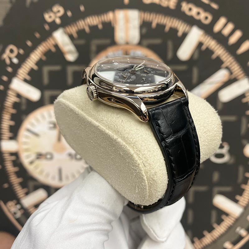 Patek Philippe Annual Calendar Complication 39mm 5146G-010 Grey Dial Pre-Owned