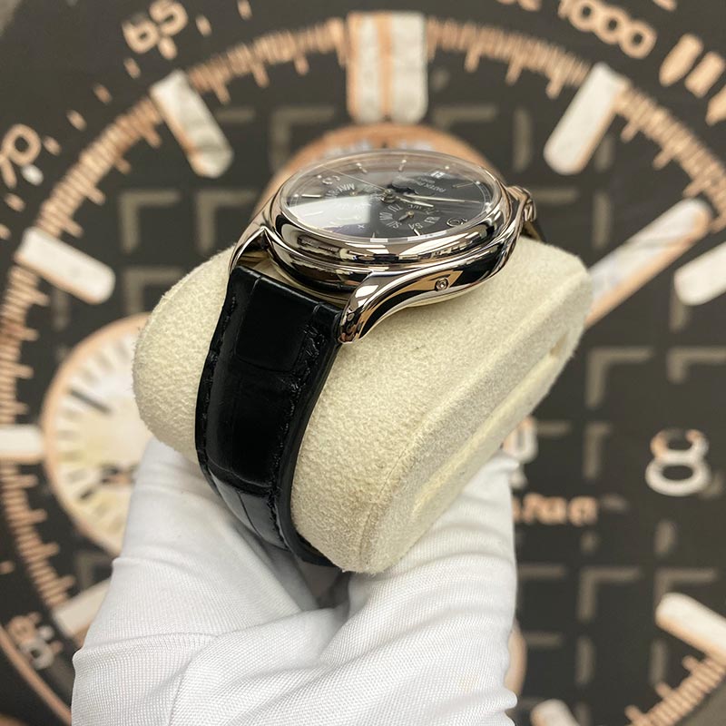 Patek Philippe Annual Calendar Complication 39mm 5146G-010 Grey Dial Pre-Owned
