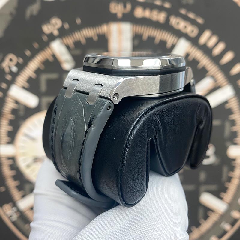Audemars Piguet Royal Oak Offshore 42mm 26470ST.OO.A104CR.01 Grey Dial Pre-Owned