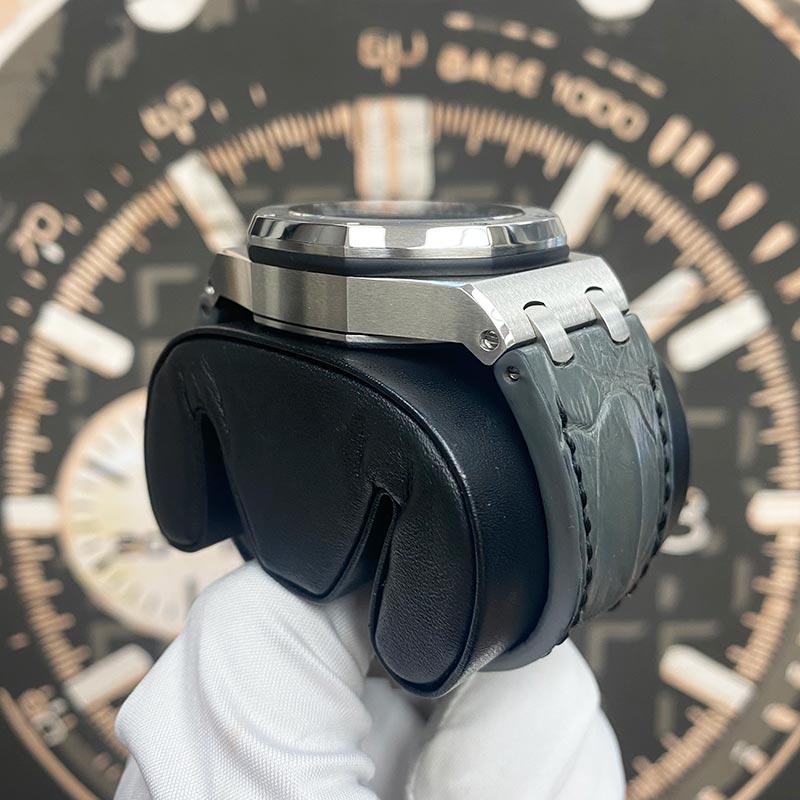 Audemars Piguet Royal Oak Offshore 42mm 26470ST.OO.A104CR.01 Grey Dial Pre-Owned