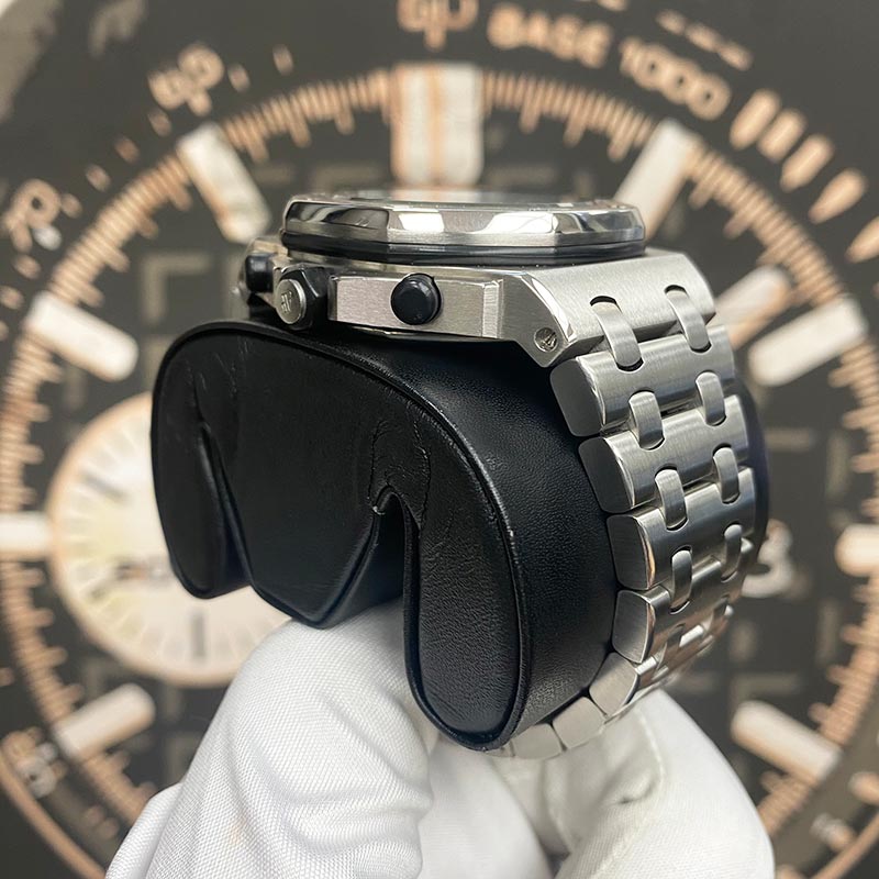 Audemars Piguet Royal Oak Offshore Chronograph 42mm 25721ST White Dial Pre-Owned