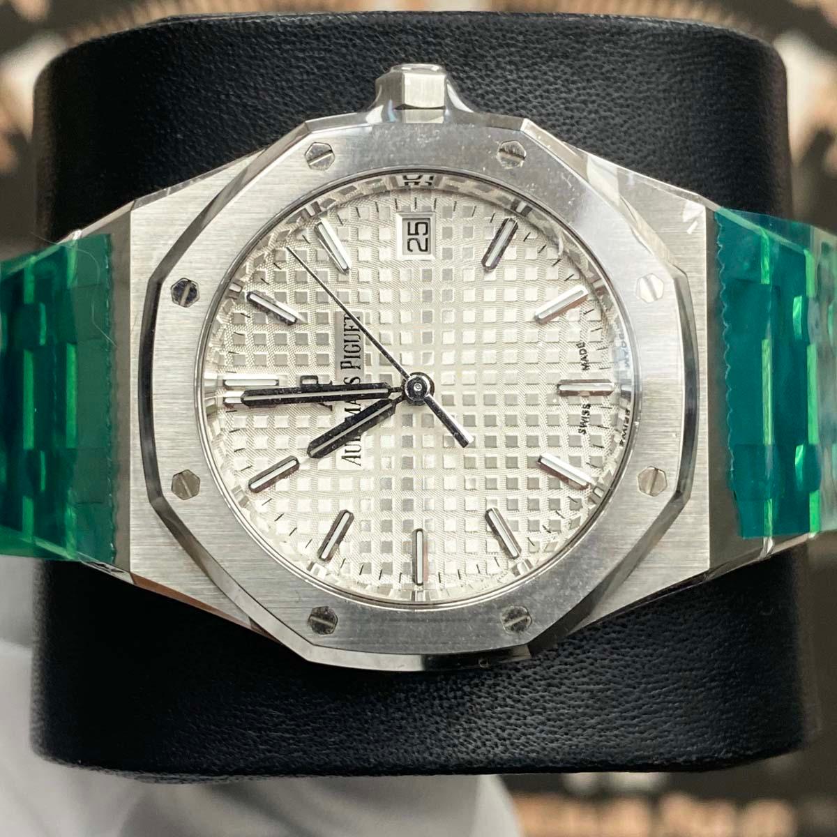 Audemars Piguet Royal Oak 34mm 77350ST Silver Dial - Gotham Trading