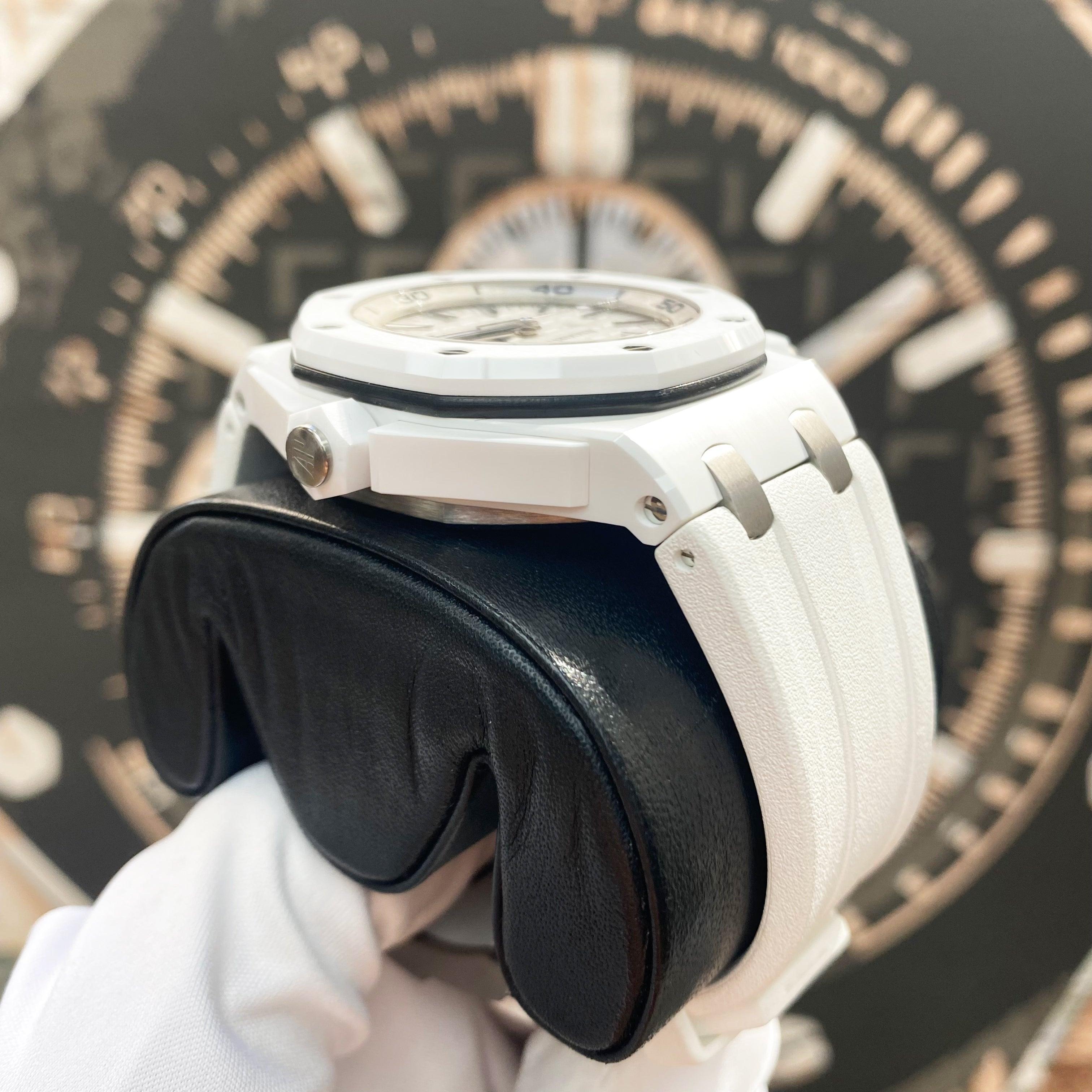 Audemars Piguet Royal Oak Offshore Diver 42mm 15707CB.OO.A010CA.01 White Dial Pre-Owned - Gotham Trading
