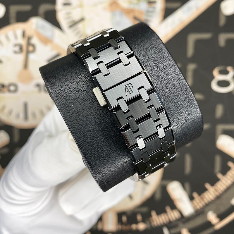 Audemars Piguet Royal Oak 41mm 26240CE.OO.1225CE.01 Black Dial