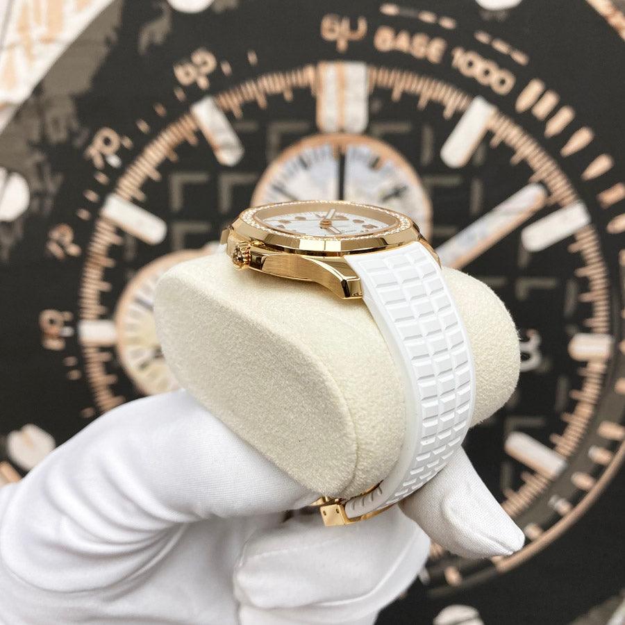 Patek Philippe Aquanaut Self-Winding 38mm 5268-200R-001 White Dial Pre-Owned - Gotham Trading