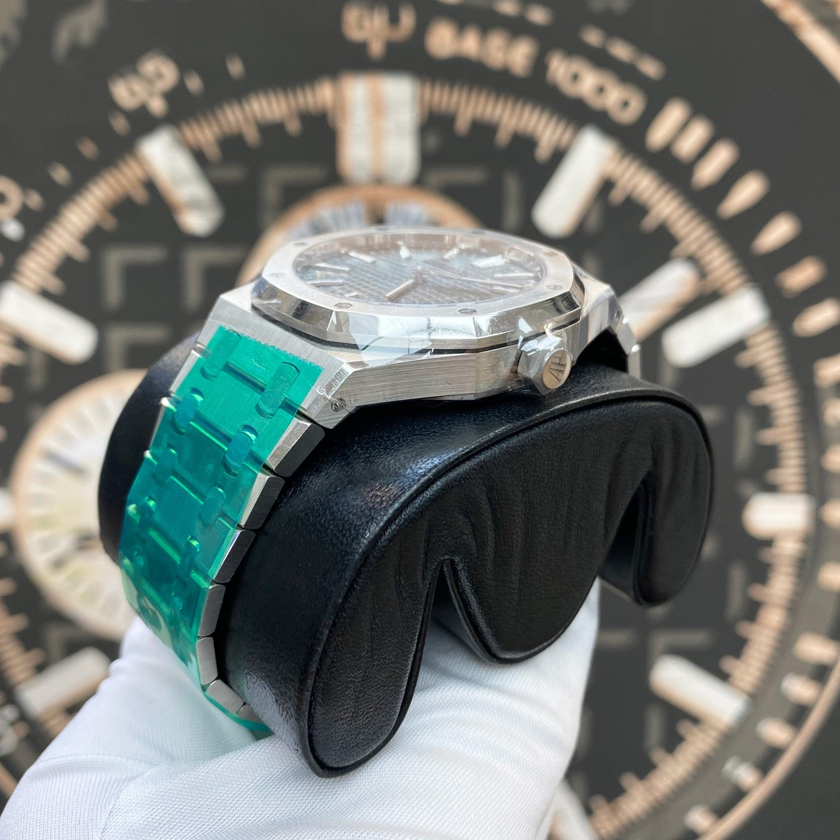 Audemars Piguet Royal Oak Self Winding 41mm 15510ST.OO.1320ST.09 Green Dial - Gotham Trading