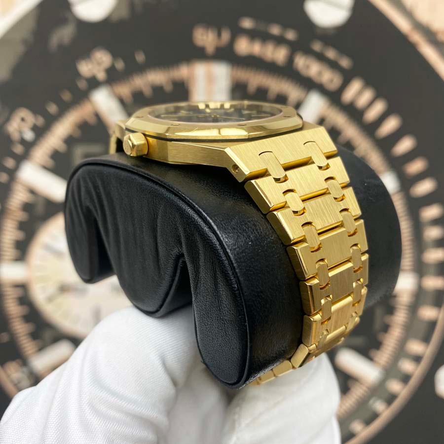Audemars Piguet Royal Oak "Jumbo" Extra-Thin 39mm 15202BA Blue Dial Pre-Owned - Gotham Trading