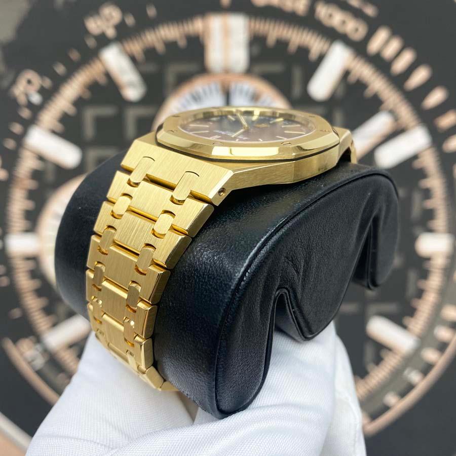 Audemars Piguet Royal Oak "Jumbo" Extra-Thin 39mm 15202BA Blue Dial Pre-Owned - Gotham Trading