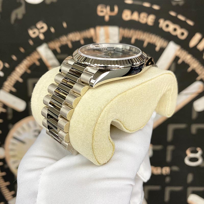 Rolex Day-Date 40 Presidential 228239 Fluted Bezel Blue Dial
