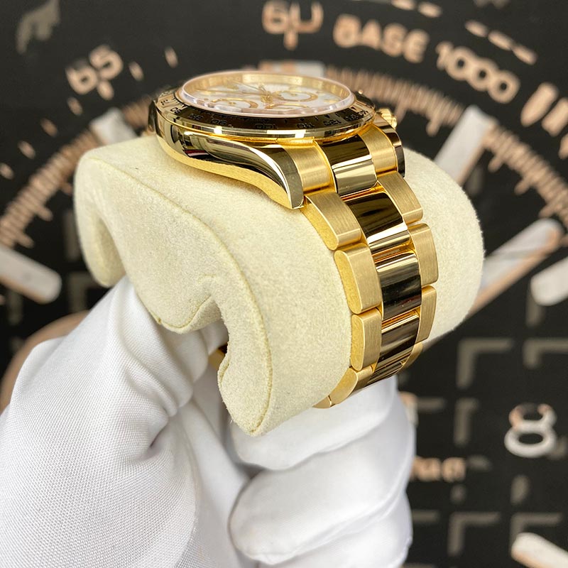 Rolex Cosmograph Daytona 126508 Yellow Gold White Dial