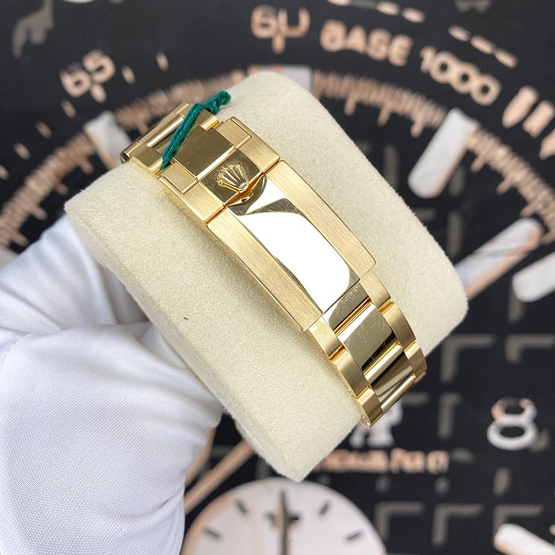 Rolex Cosmograph Daytona 126508 Yellow Gold White Dial