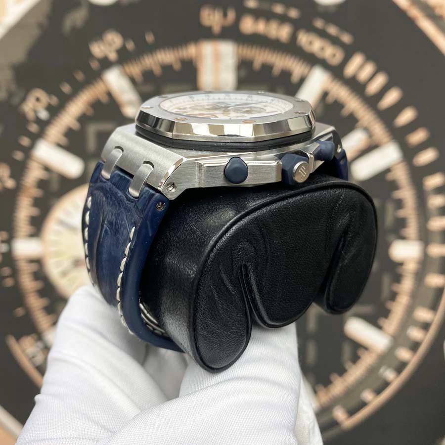 Audemars Piguet Royal Oak Offshore Chronograph 42mm 26170ST.OO.D305CR.01 White Dial Pre-Owned - Gotham Trading