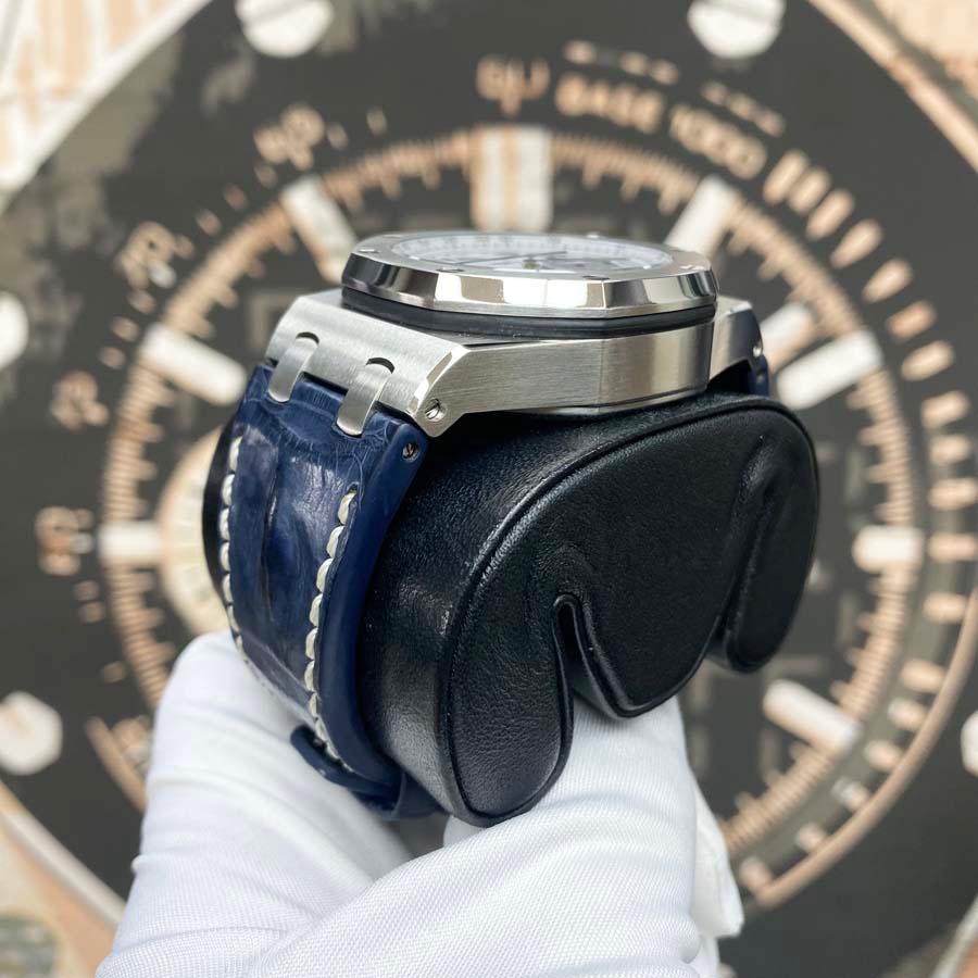 Audemars Piguet Royal Oak Offshore Chronograph 42mm 26170ST.OO.D305CR.01 White Dial Pre-Owned - Gotham Trading