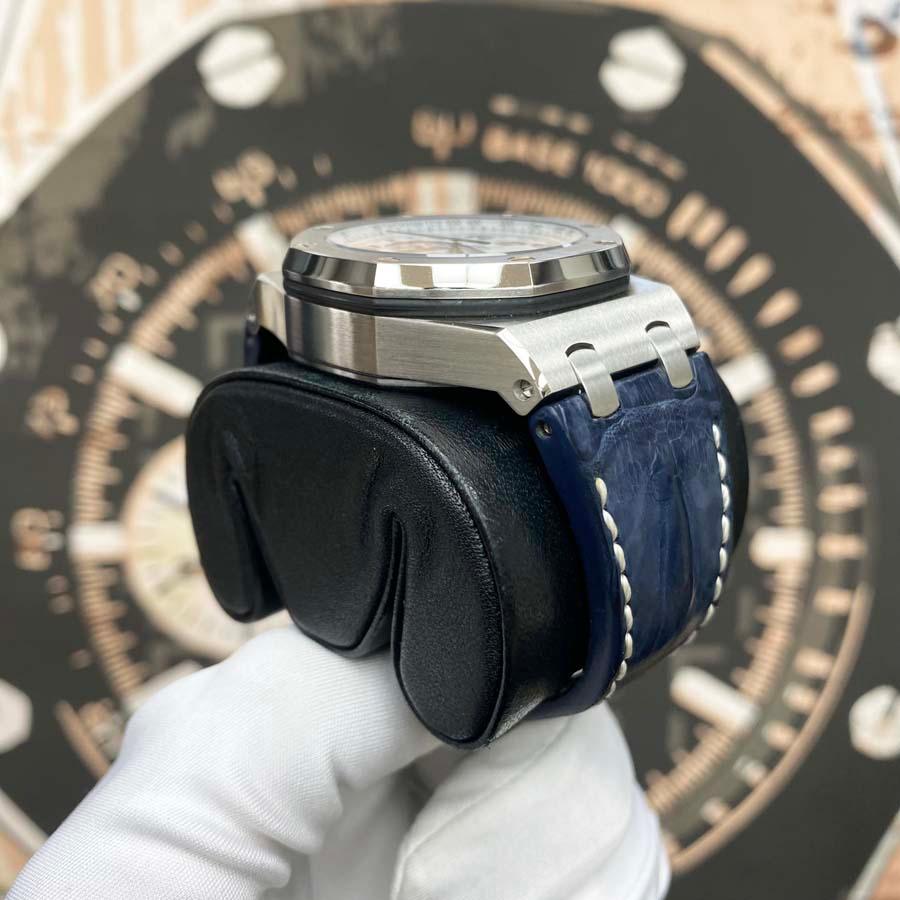 Audemars Piguet Royal Oak Offshore Chronograph 42mm 26170ST.OO.D305CR.01 White Dial Pre-Owned - Gotham Trading