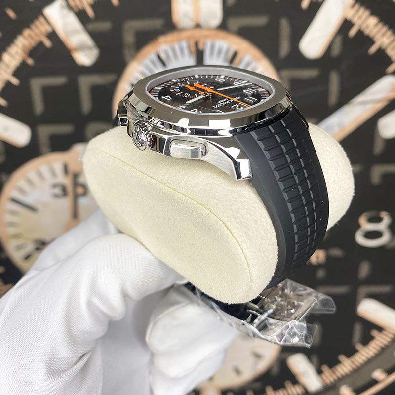 Patek Philippe Aquanaut Chronograph 42mm 5968A Black Dial