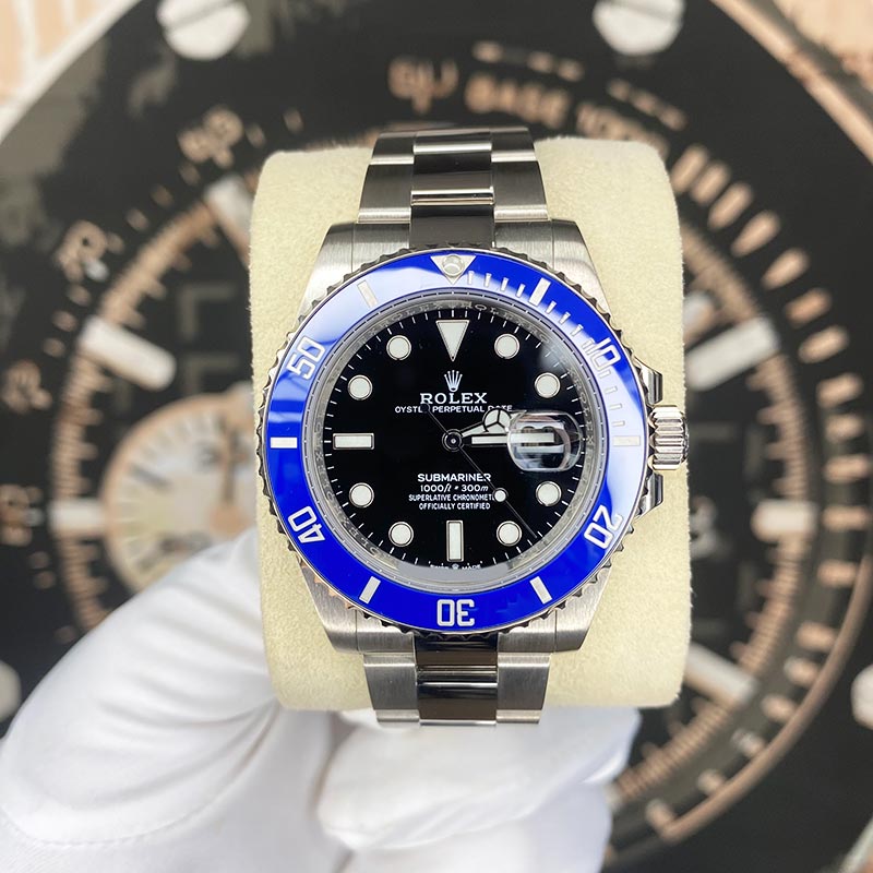 Rolex Submariner Date 41mm 126619LB Black Dial Pre-Owned