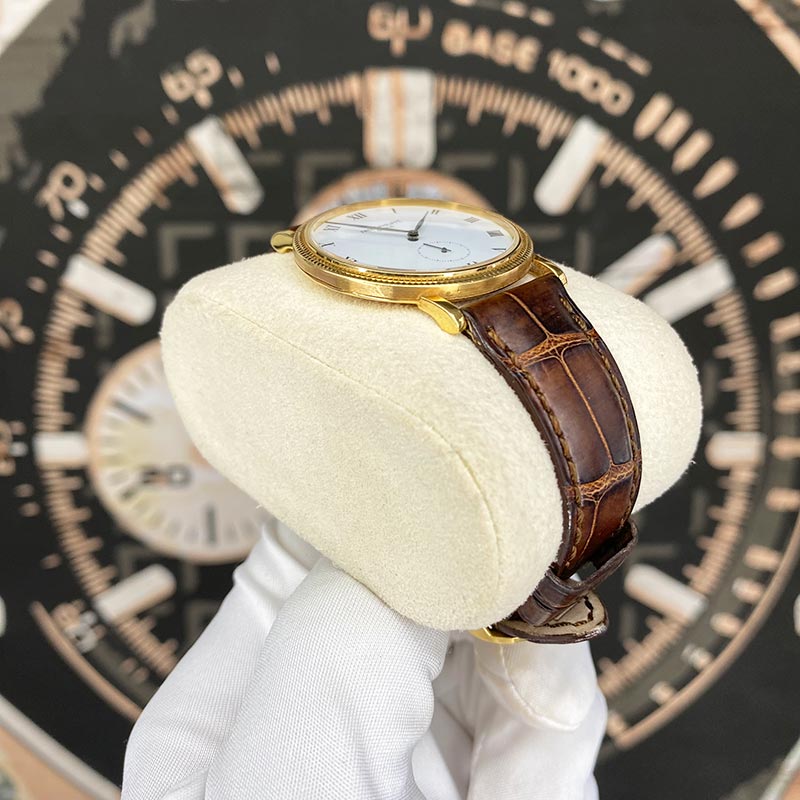 Patek Philippe Calatrava Yellow Gold 33mm White Dial 3919J Pre-Owned