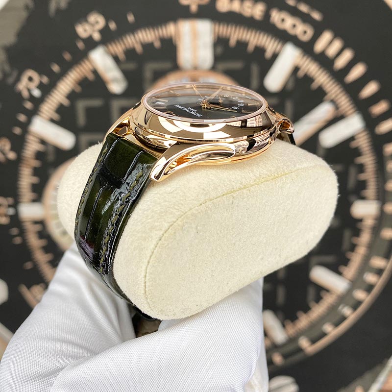Patek Philippe Annual Calendar Complication 40mm 5205R Green Dial
