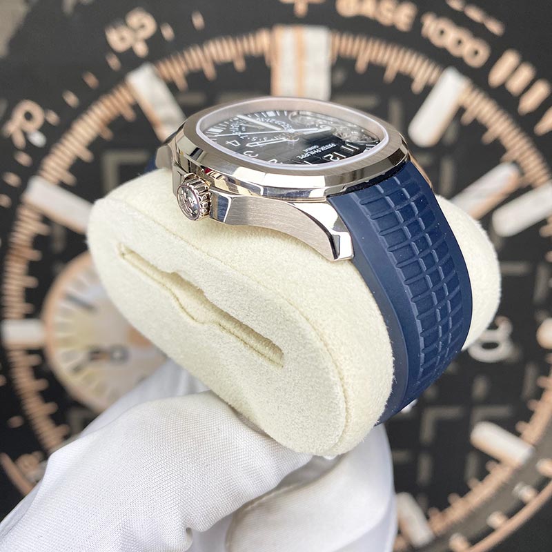 Patek Philippe Advanced Research Aquanaut Travel Time 5650G White Gold