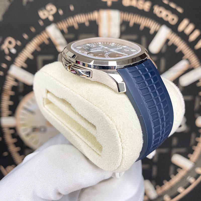 Patek Philippe Advanced Research Aquanaut Travel Time 5650G White Gold