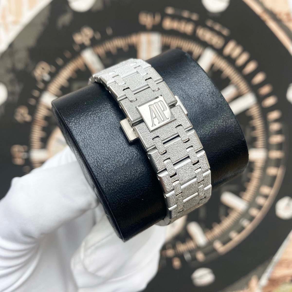 Audemars Piguet Royal Oak Frosted 37mm 15454BC.GG.1259BC.03 Black Dial Pre-Owned - Gotham Trading