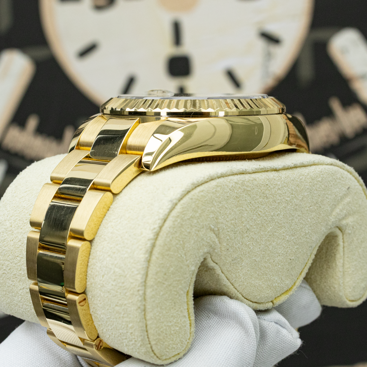 Rolex Sky-Dweller 326938 42mm Champagne Dial Pre-Owned