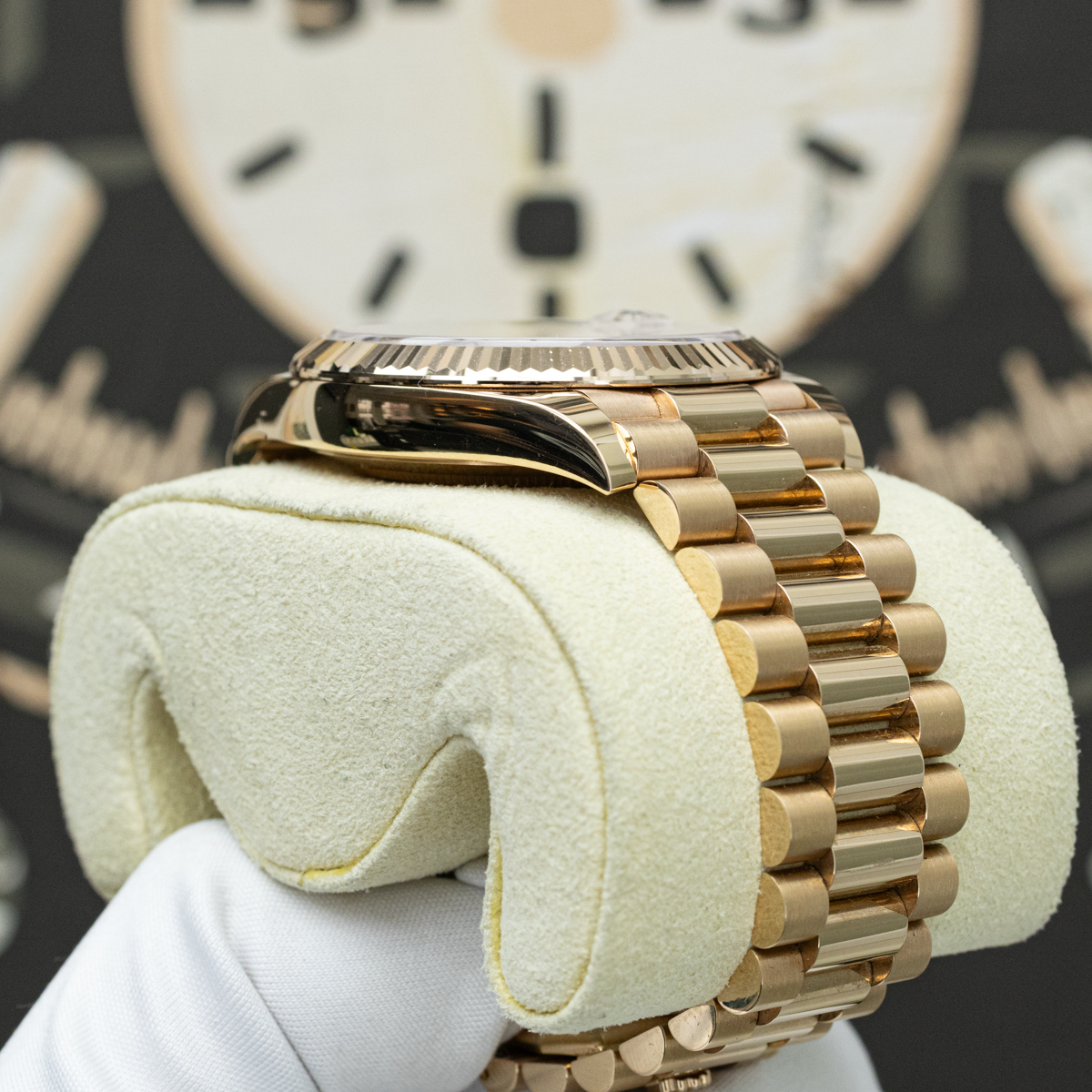 Rolex Day-Date 228235 40mm Sundust Dial