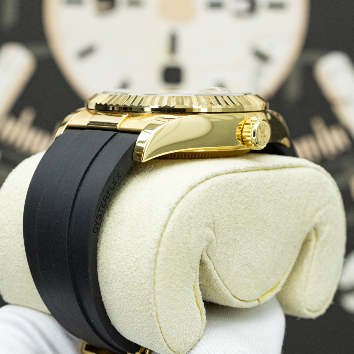 Rolex Sky-Dweller 326238 42mm Champagne Dial Pre-Owned