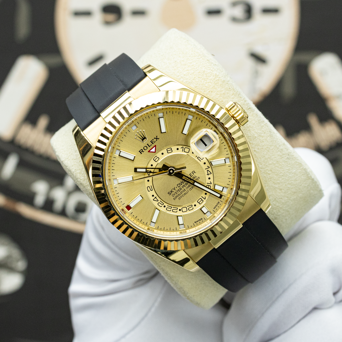 Rolex Sky-Dweller 326238 42mm Champagne Dial Pre-Owned