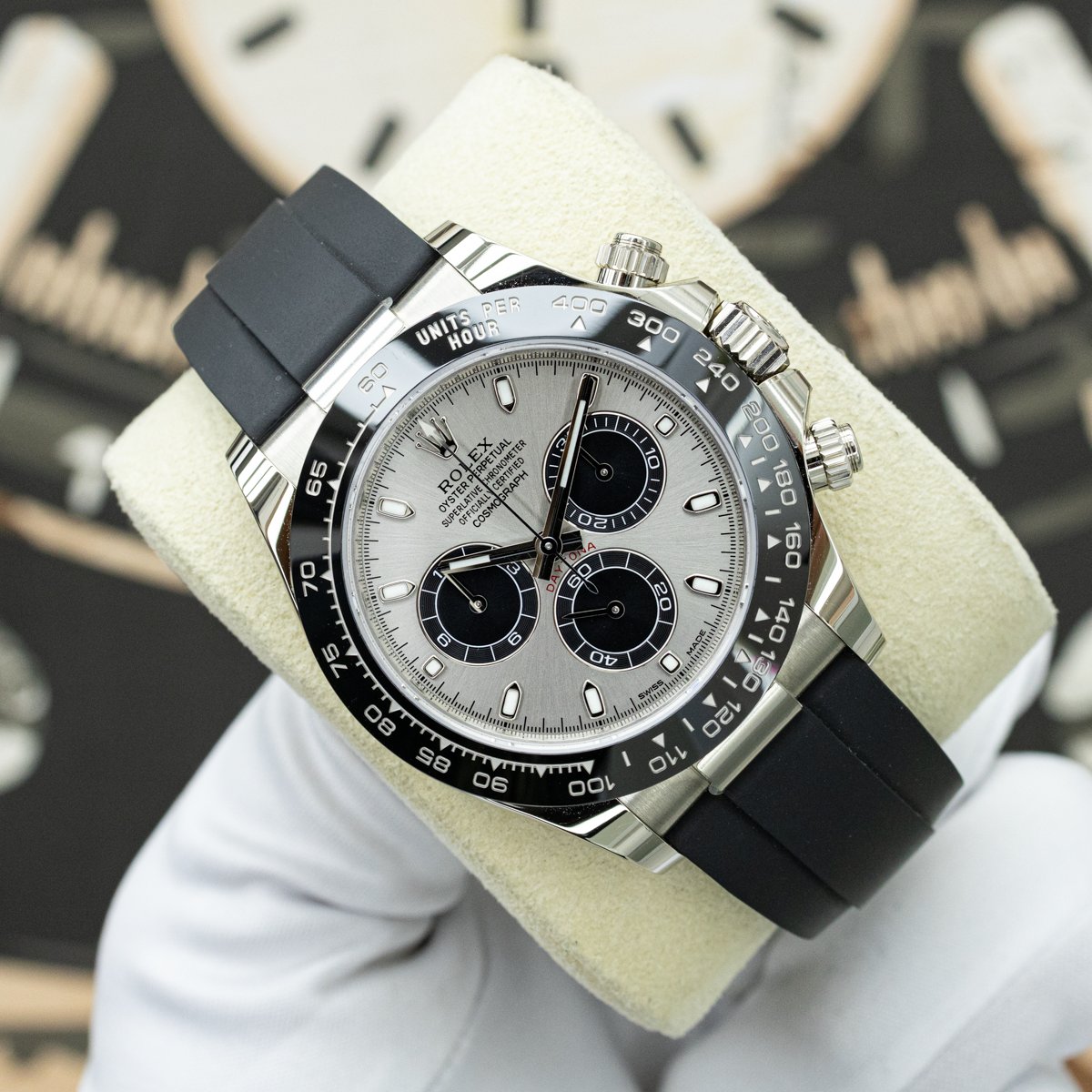 Rolex Cosmograph Daytona 116519LN 40mm Silver Dial Pre-Owned