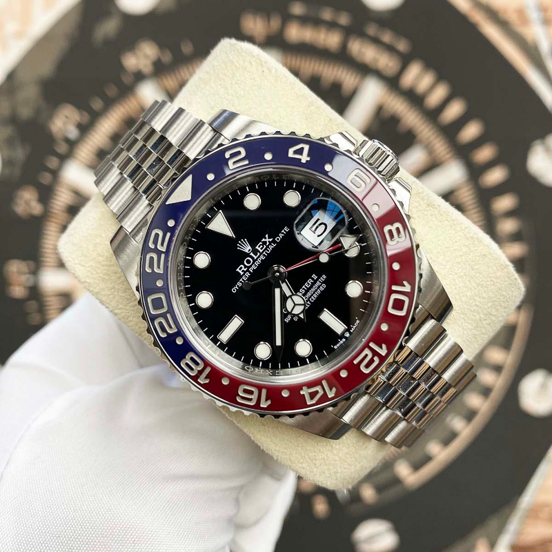Rolex GMT-Master II Discontinued "Pepsi" 40mm 126710BLRO Black Dial Pre-Owned