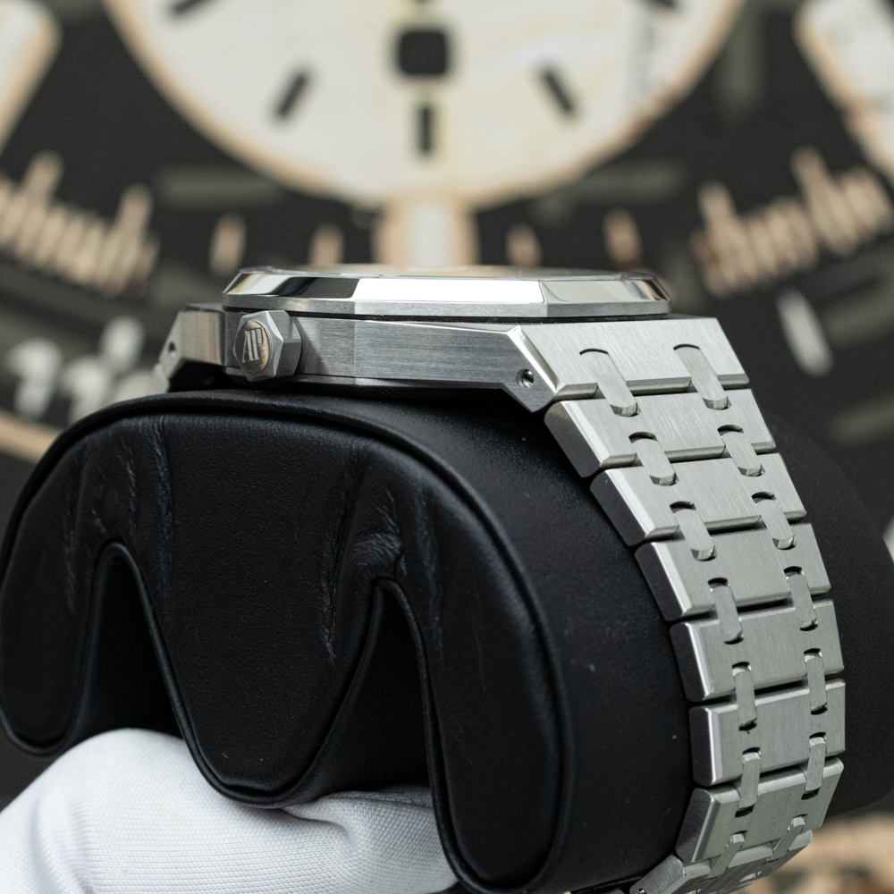 Audemars Piguet 2025 Royal Oak Self-Winding 41mm 15510ST Silver Dial