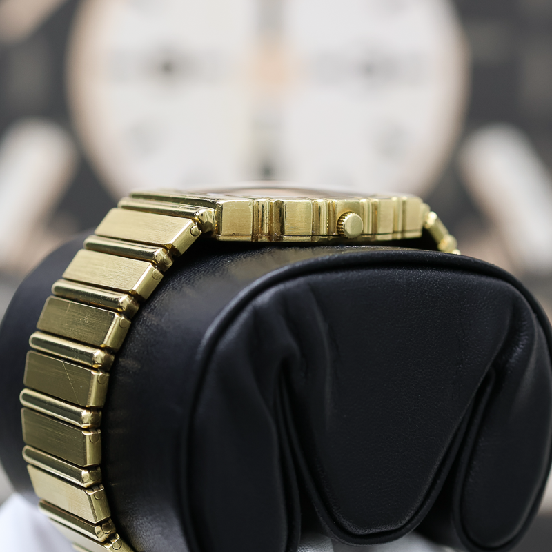 Piaget Polo Quartz Movement 15562C701 31mm Champagne Dial Pre-Owned